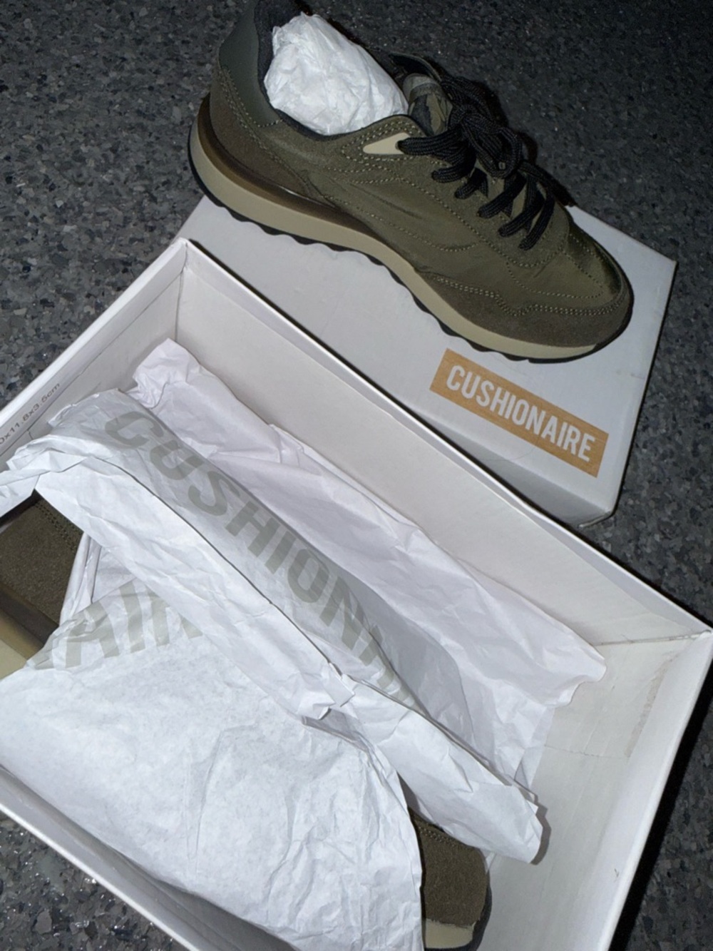 Cusbionaire Sneakers